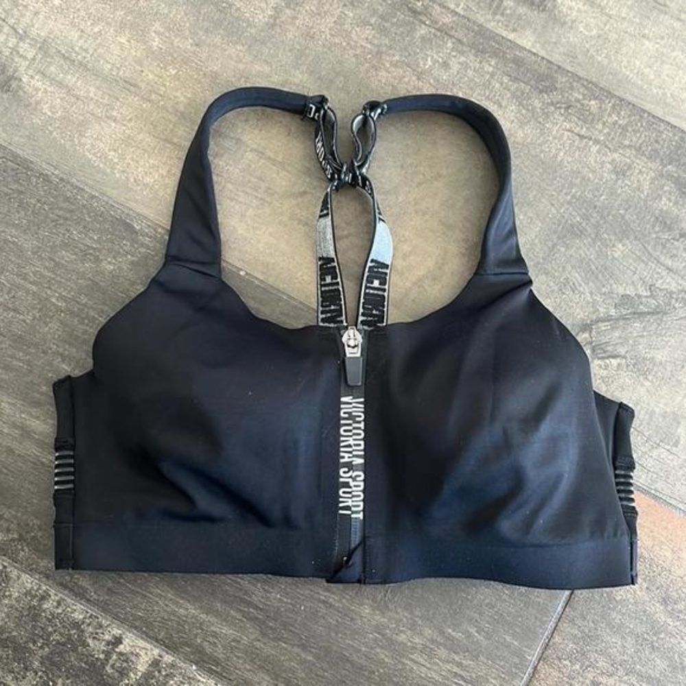 Victoria secret sport bra zip up‎ and clip front